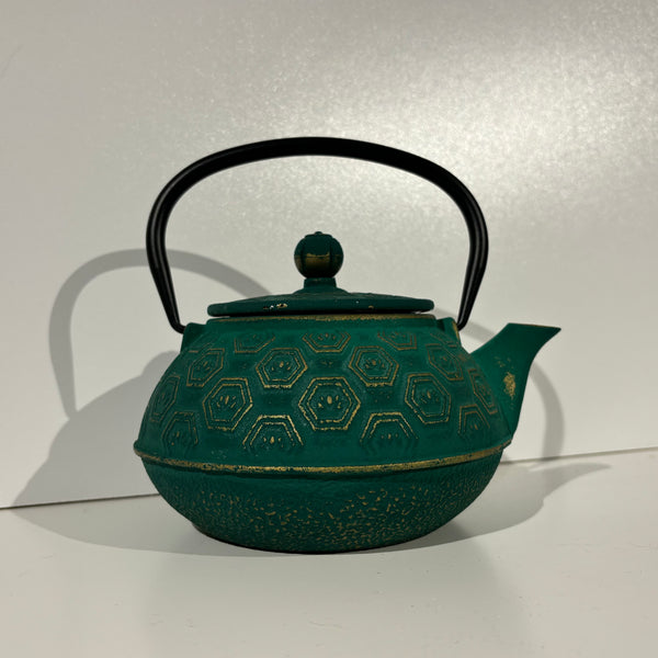 The Hao teapot in cast iron